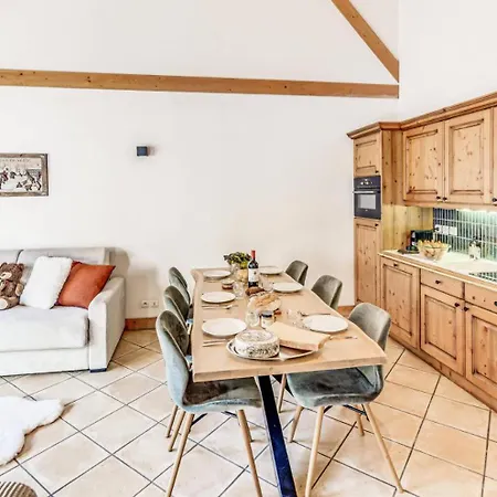 Les Alpages - 4 Pieces Pour 8 Personnes Mae-9193